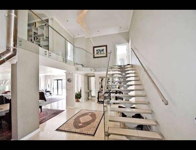 5 BEDROOM HOUSE FOR SALE IN MORNINGSIDE